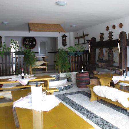 Retro Panzio Bed and Breakfast Πετς Εξωτερικό φωτογραφία