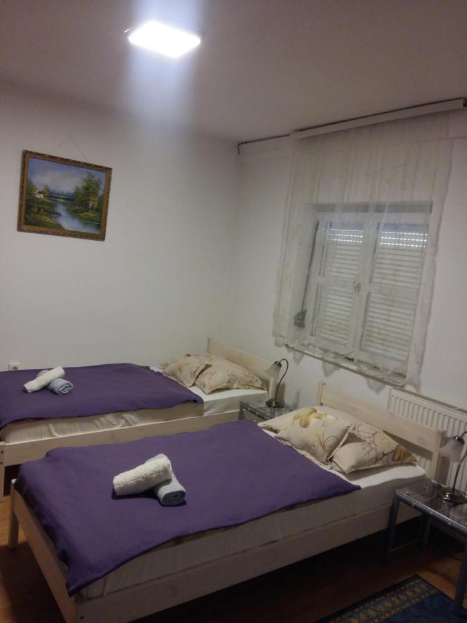 Retro Panzio Bed and Breakfast Πετς Εξωτερικό φωτογραφία