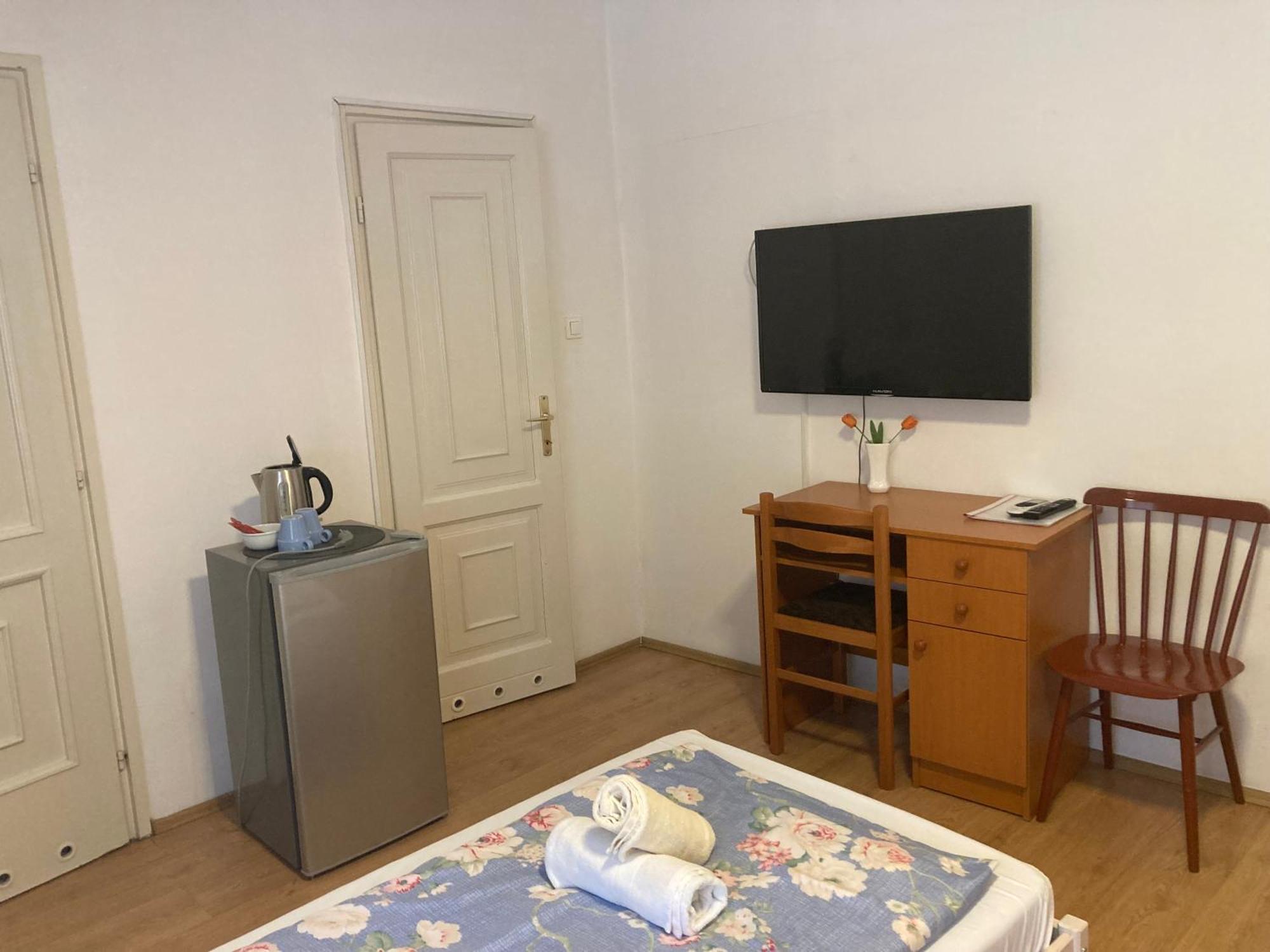 Retro Panzio Bed and Breakfast Πετς Εξωτερικό φωτογραφία