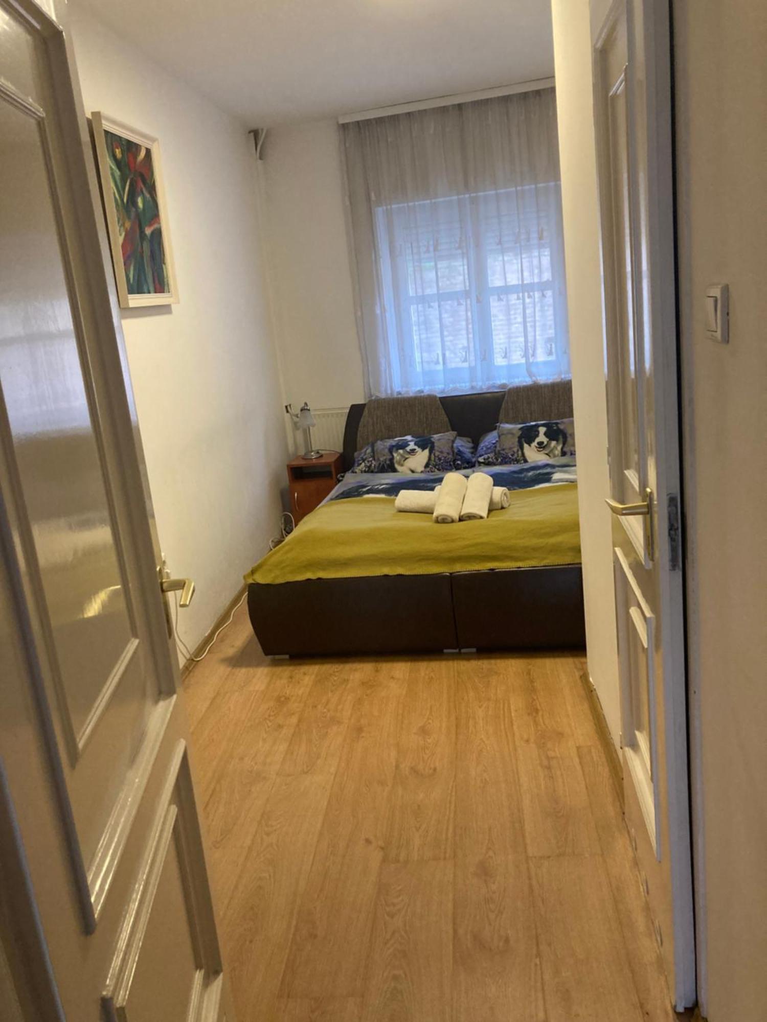 Retro Panzio Bed and Breakfast Πετς Εξωτερικό φωτογραφία