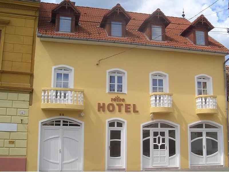 Retro Panzio Bed and Breakfast Πετς Εξωτερικό φωτογραφία